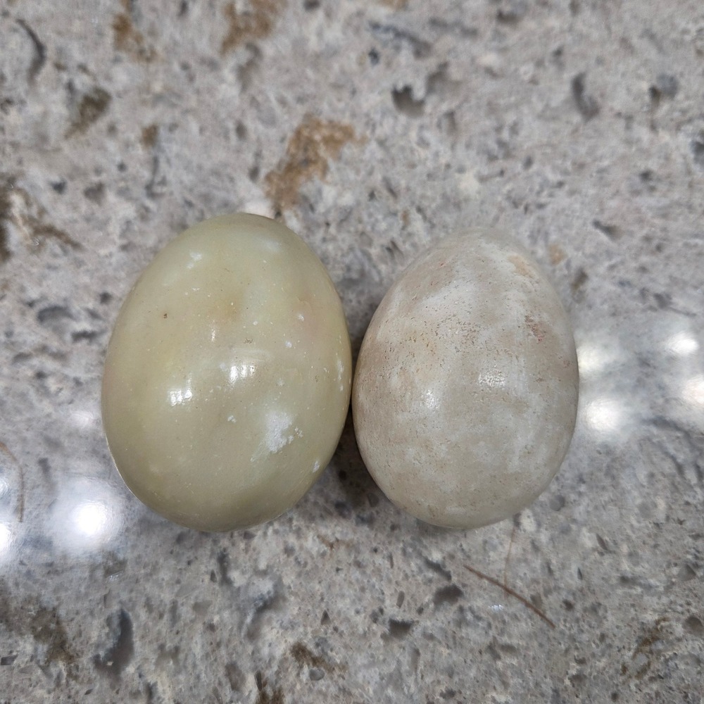 Vintage Set of 2 Natural Stone Eggs Decorative Keepsakes Smooth Polished